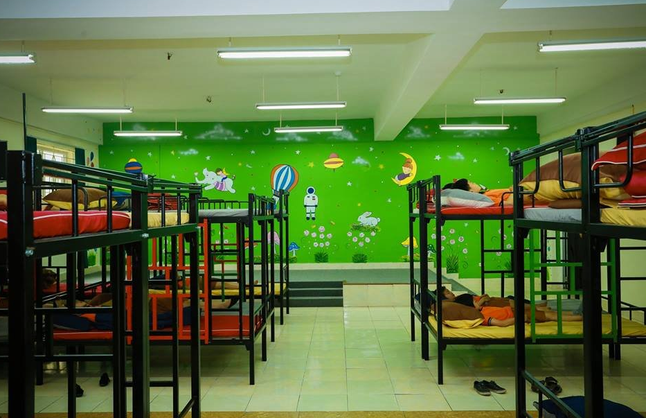 School Furniture - Image 4